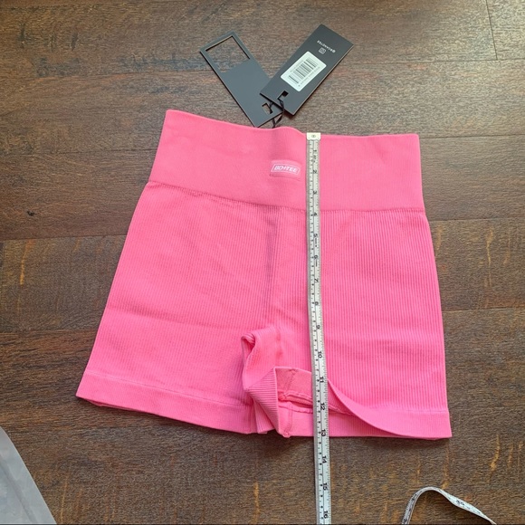 NWT Bo + Tee x Meggan Grubb Intense ribbed bike shorts - Picture 14 of 16